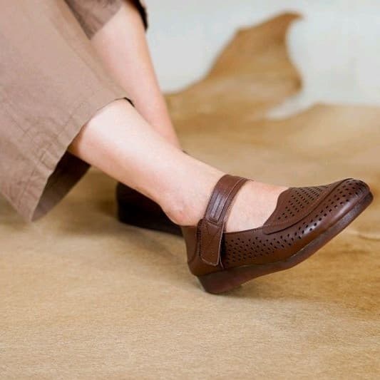 Thumbnail gambar ke-4 produk Pollux Monday WDQ 9151 - Sepatu Kerja Wanita Terbuat Dari Kulit Asli