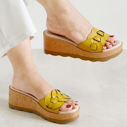 Thumbnail gambar ke-2 produk Pollux Daily Cherry Wood WPODN 13 - Sandal Wedges Kulit Wanita | Sandal Daily Wanita