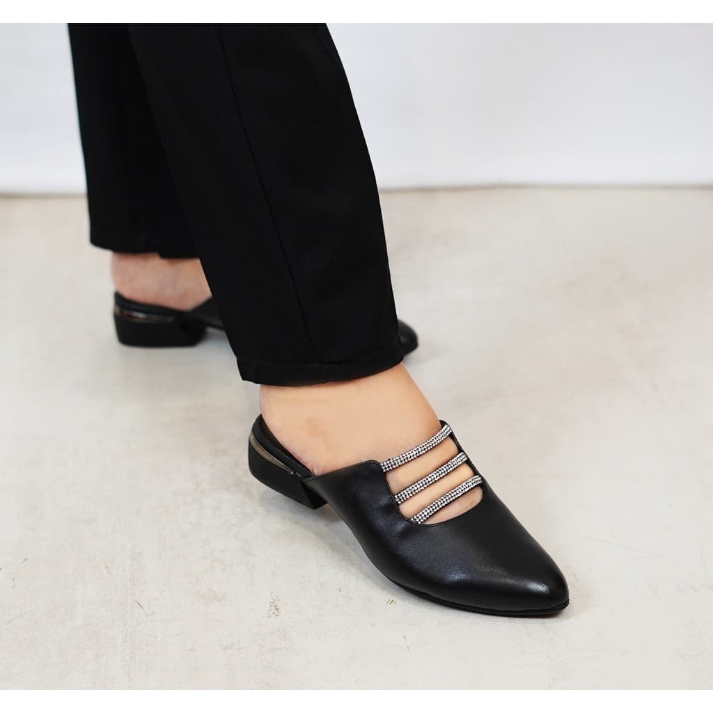 Thumbnail gambar ke-3 produk Pollux Monday - WPOMS 19 | Sepatu Pantofel Wanita | Sepatu Kerja Wanita | Mules Kerja Wanita