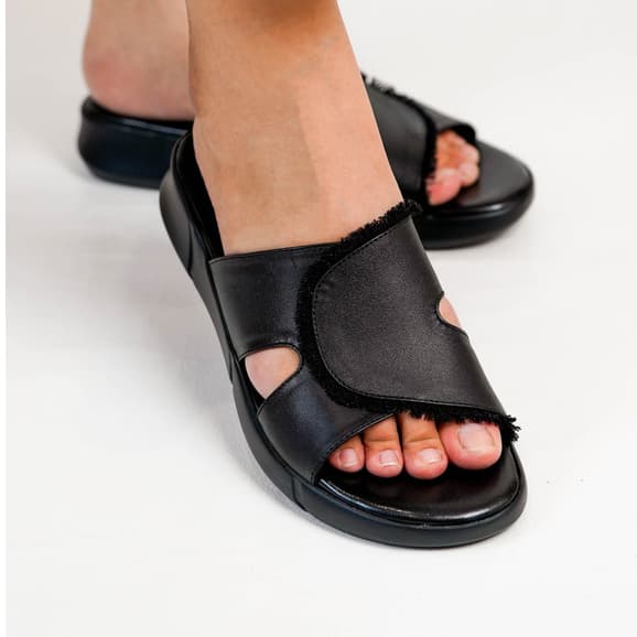Thumbnail gambar ke-4 produk Pollux E - Wear WPOJQ  18 - Sandal Flat Wanita Bahan Kulit Asli Premium