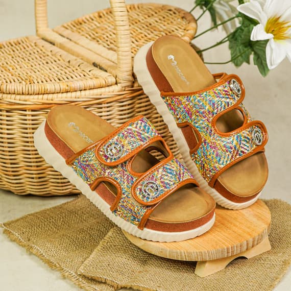 Thumbnail gambar ke-2 produk Mecer Bold WWH 6282- Sandal Slip On Wanita