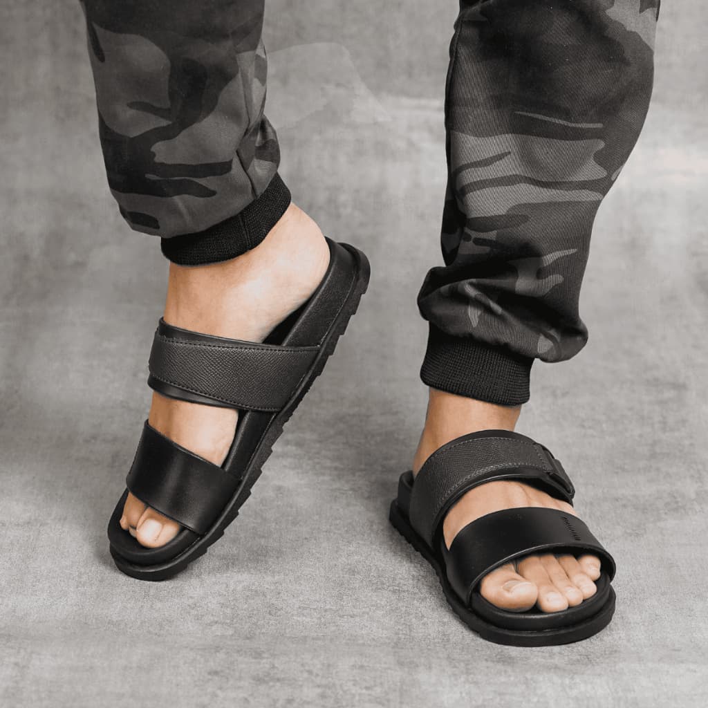Gambar produk Barnett Mg 02 - Sandal Pria Formal Casual Kekinian Model Slide Slop Distro Hitam Stylish