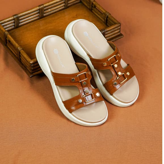 Thumbnail gambar ke-8 produk Pollux Daily WPOLP 13 Sandal Wanita Kekinian Terbuat Dari Kulit Asli Empuk Dan Nyaman Di Pakai
