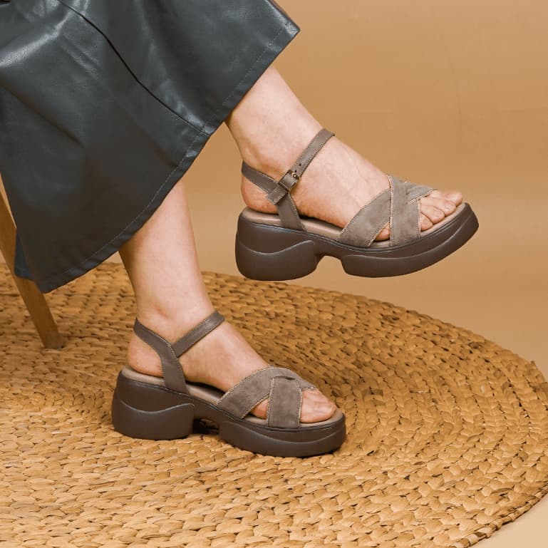 Thumbnail gambar ke-6 produk Pollux Bold WPOCU 03 - Sandal Wedges Wanita Bahan Kulit Asli Premium