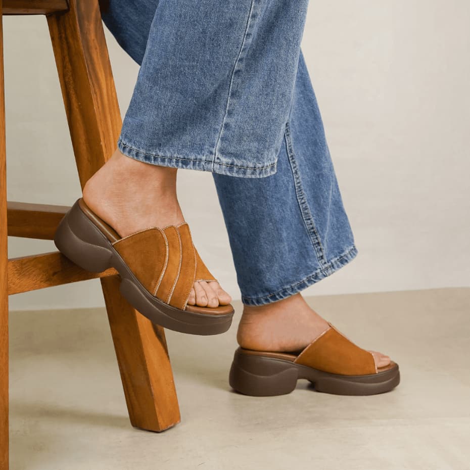 Gambar ke-10 produk Pollux Bold WPOCU 01 - Sandal Wedges Wanita Bahan Kulit Asli Premium Empuk Nyaman Anti Licin