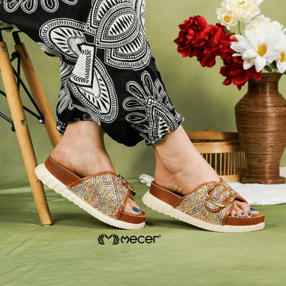 Gambar ke-10 produk Mecer Daily WWH 6267- Sandal Slip On Wanita
