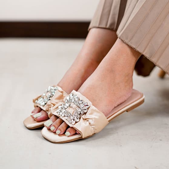 Thumbnail gambar ke-2 produk Mecer Daily WGQ 621 - Sandal Flat Wanita