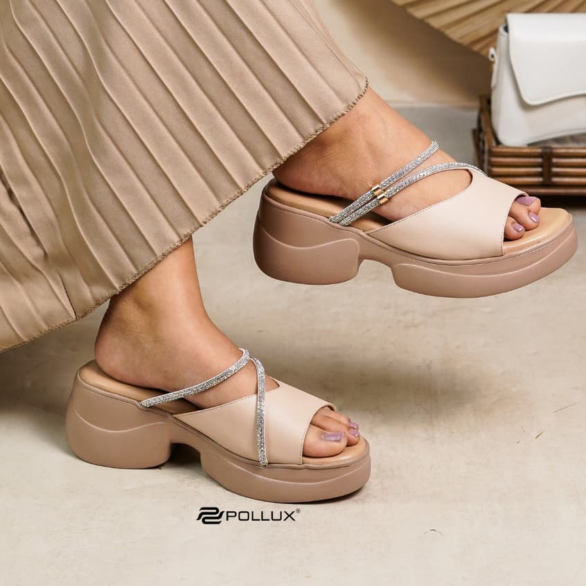 Gambar ke-1 produk Pollux Bold WPOCU 15 - Sandal Wedges Wanita Bahan Kulit Asli Premium Empuk Nyaman Anti Licin