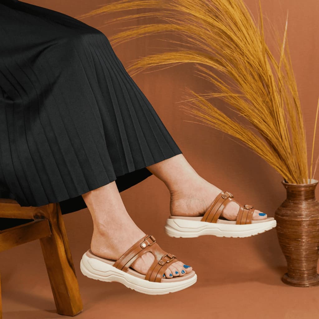 Thumbnail gambar ke-3 produk Pollux Daily WPOLP 13 Sandal Wanita Kekinian Terbuat Dari Kulit Asli Empuk Dan Nyaman Di Pakai