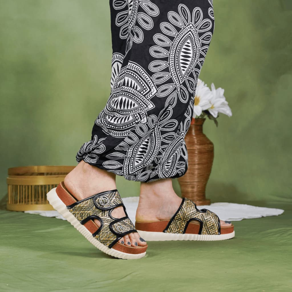 Thumbnail gambar ke-7 produk Mecer Daily WWH 6282- Sandal Flat Wanita Kekinian | Sandal Daily | Sandal Slip On Wanita