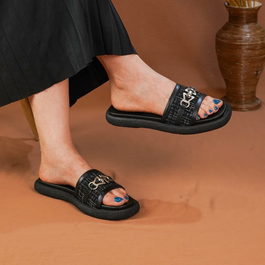 Gambar ke-8 produk Pollux Daily WPOIN 05 - Sandal Flat | Sandal Wanita Kekinian | Sandal Wanita Bahan Kulit
