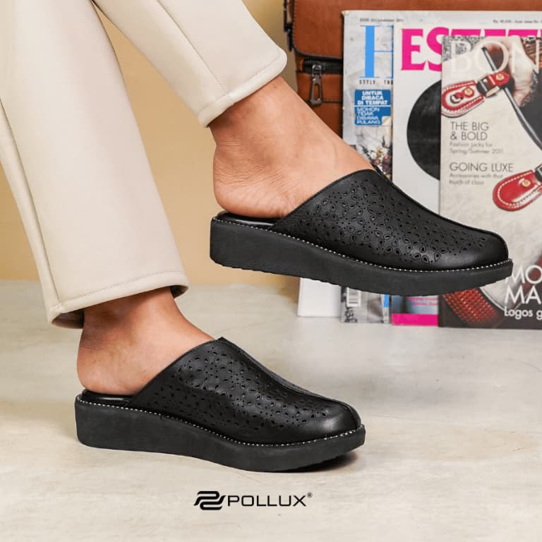 Gambar ke-5 produk Pollux Daily WPOKZ 24 -  Sandal Wanita Daily Anti-Slip Leather Sandals