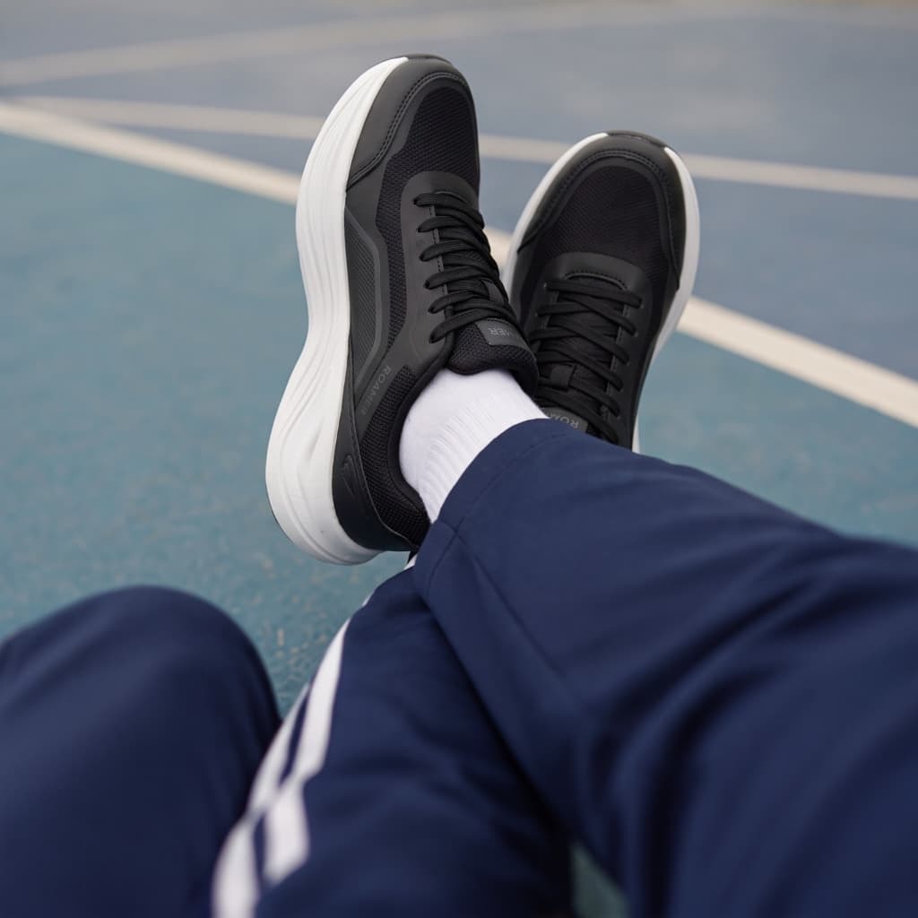 Gambar ke-6 produk Phoenix Roamer - Sepatu Walking Pria Dewasa Empuk, Ringan dan Bouncy untuk Jarak Jauh