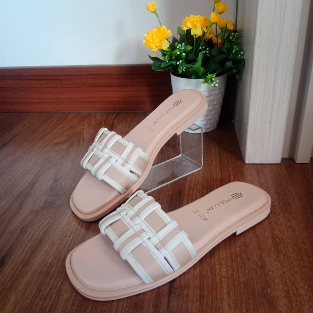 Gambar ke-7 produk Pollux E - Wear WPOMY 21 - Sandal Flat | Sandal Wanita Kekinian | Sandal Wanita Bahan Kulit