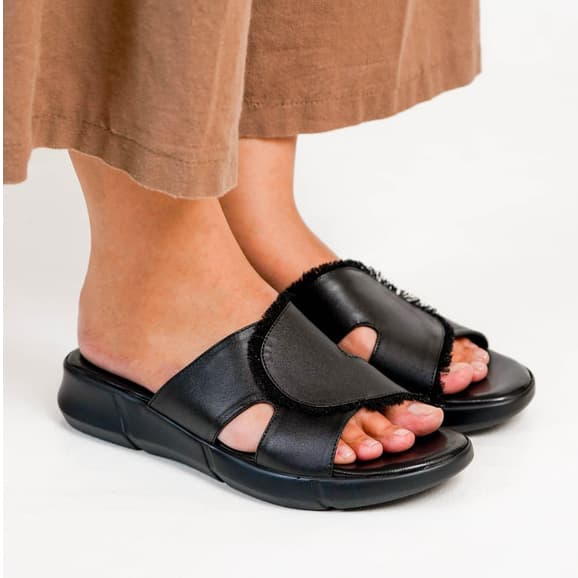 Gambar ke-7 produk Pollux E - Wear WPOJQ  18 - Sandal Flat Wanita Bahan Kulit Asli Premium