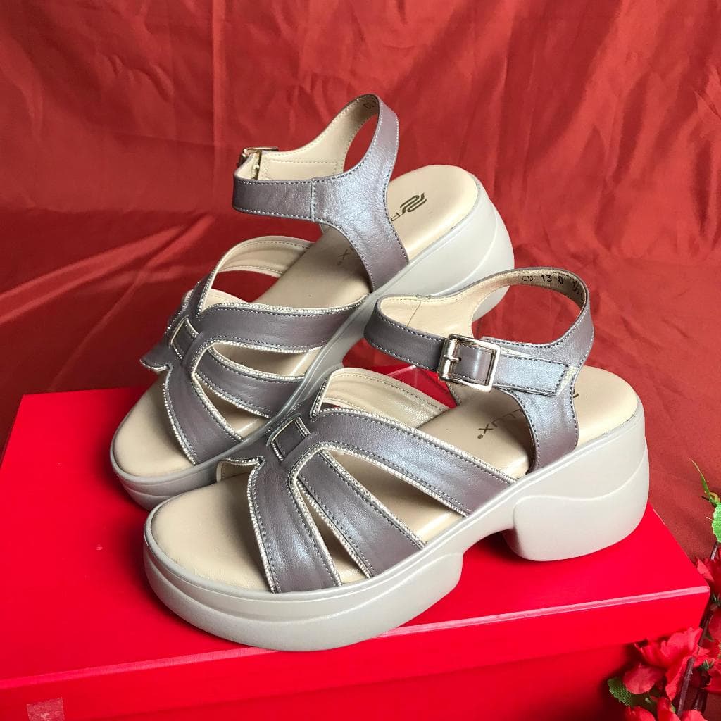 Thumbnail gambar ke-8 produk Pollux Bold WPOCU 09 - Sandal Wedges Wanita Bahan Kulit Asli Premium Empuk Nyaman Anti Licin