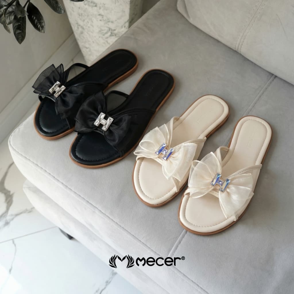 Thumbnail gambar ke-3 produk Mecer Daily WWH 2001-37A Krem dan Hitam Size 36-41, Sandal Teplek Wanita Motif Pita Elegan Simpel