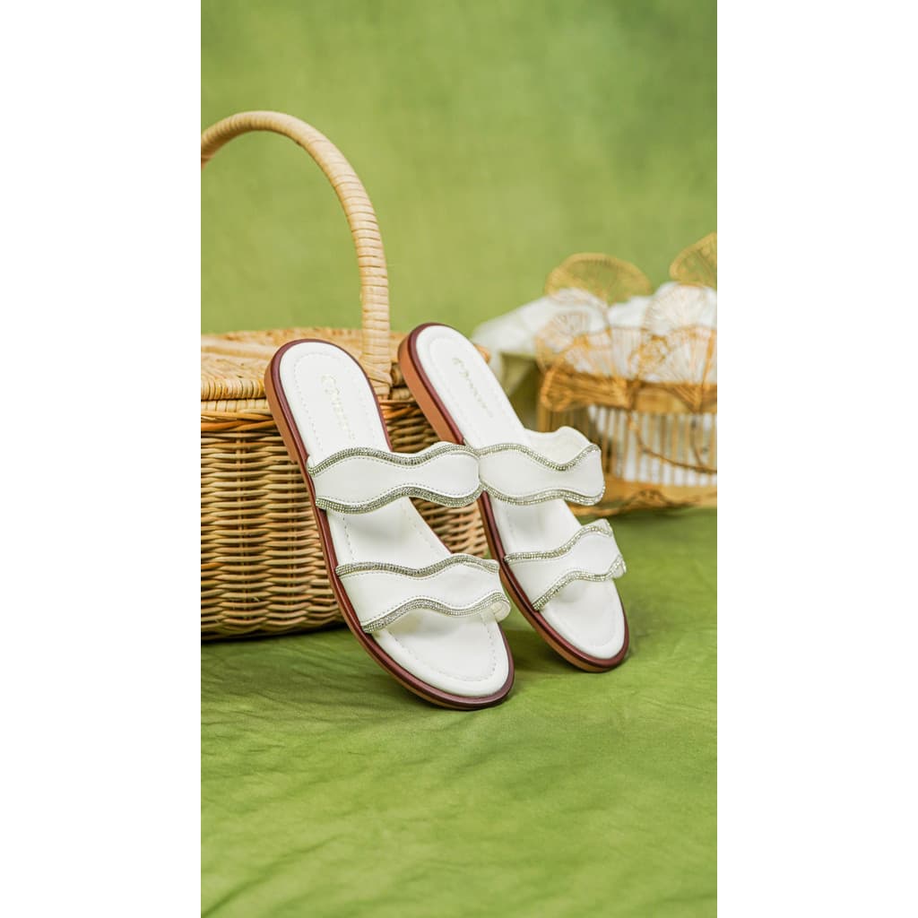 Thumbnail gambar ke-7 produk Mecer Daily WCS 22Y01 - Sandal Flat Wanita