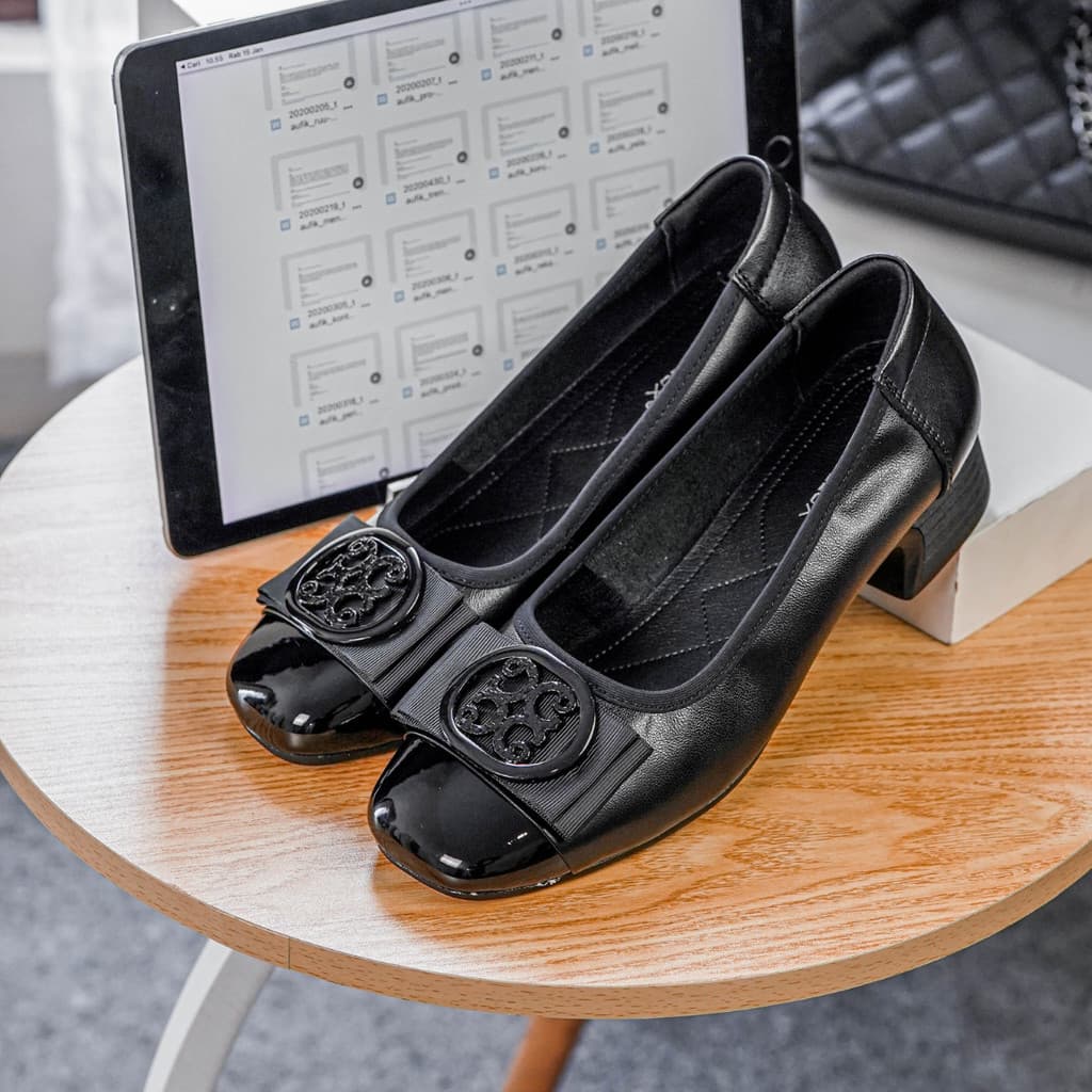 Gambar ke-1 produk Pollux Monday WDQ 2761 - Sepatu Kerja Wanita Bahan Kulit Asli | Pantofel Wanita