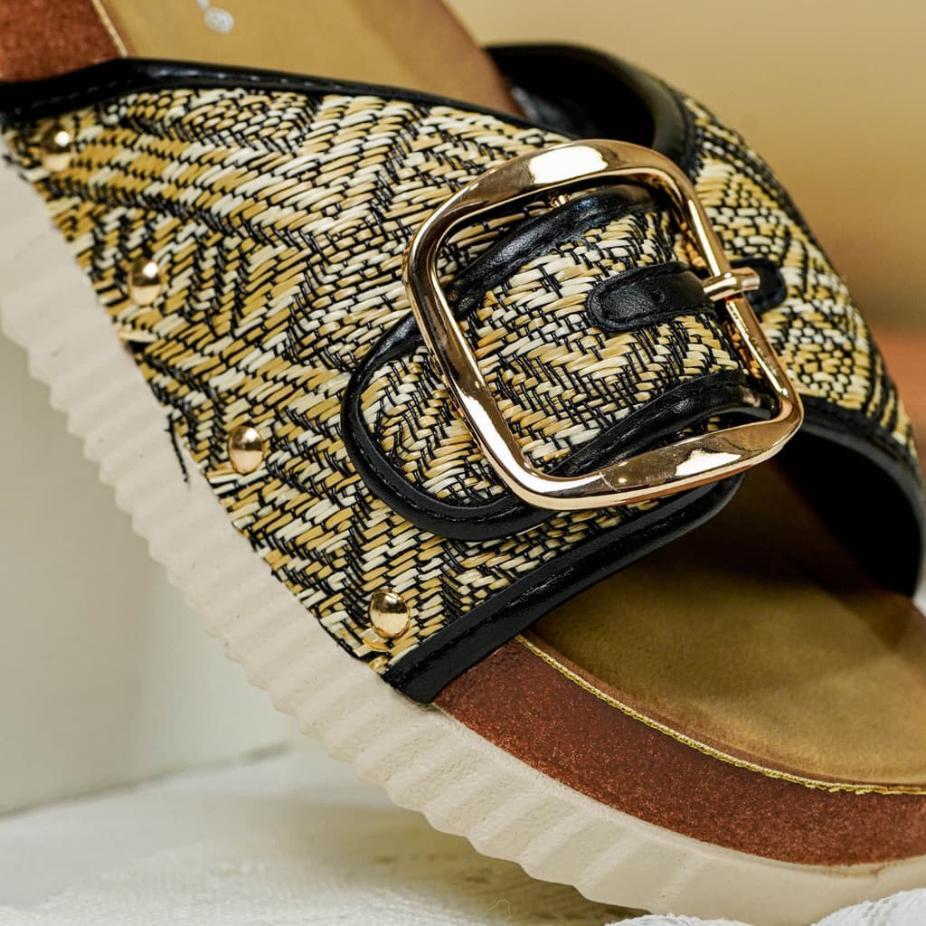 Thumbnail gambar ke-7 produk Mecer Daily WWH 6267- Sandal Slip On Wanita