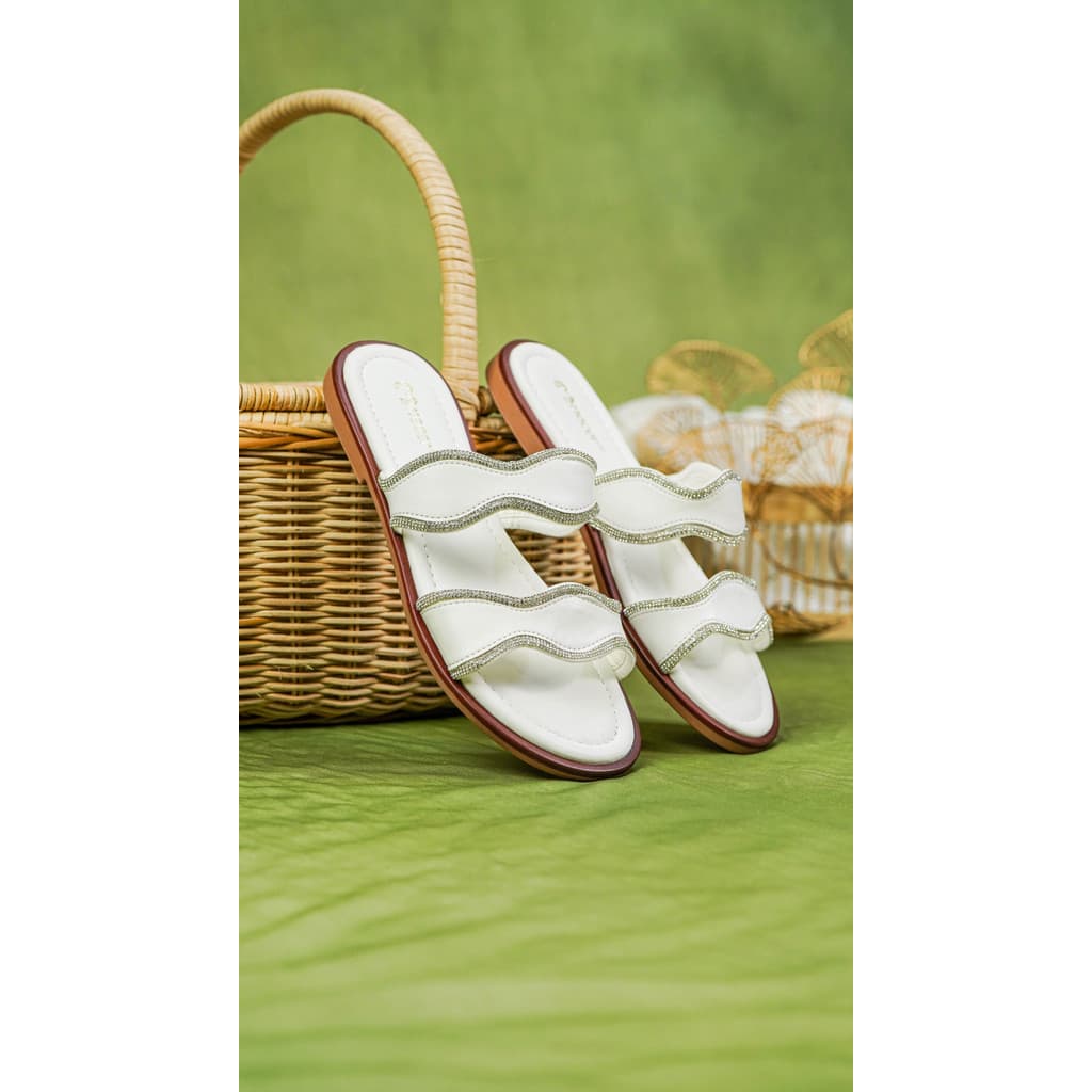 Gambar ke-6 produk Mecer Daily WCS 22Y01 - Sandal Flat Wanita