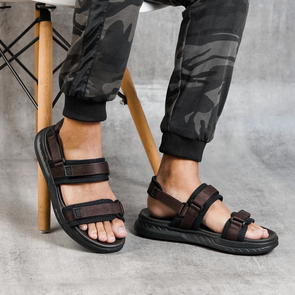 Gambar produk Evergreen Kyung 01 - Sandal Formal Casual Pria Kekinian Hitam Stylist Gesper