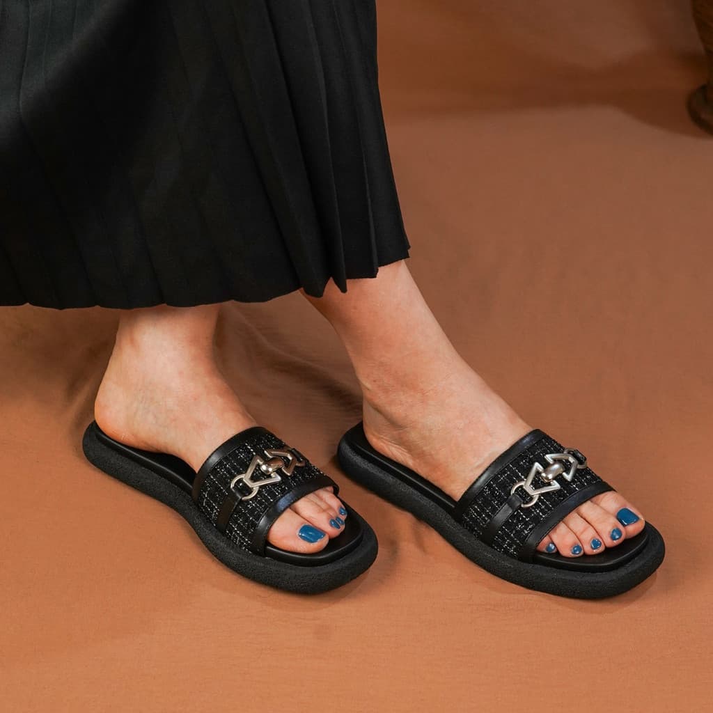 Thumbnail gambar ke-5 produk Pollux Daily Wpoin 05 - Sandal Flat | Sandal Wanita Kekinian | Sandal Wanita Bahan Kulit