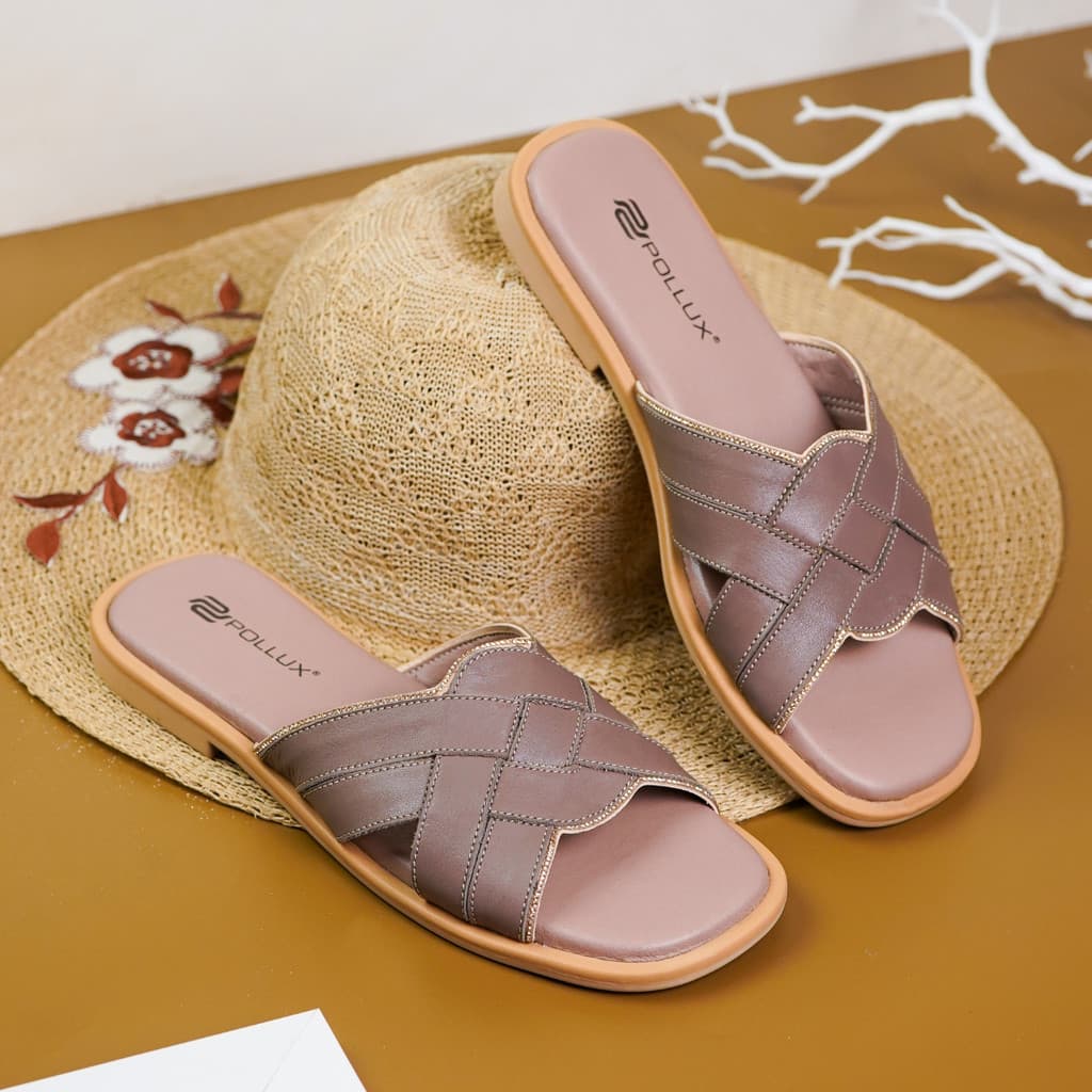Gambar ke-1 produk Pollux E-Wear WPOMY 10 - Sandal Teplek Wanita Kekinian Bahan Kulit Asli