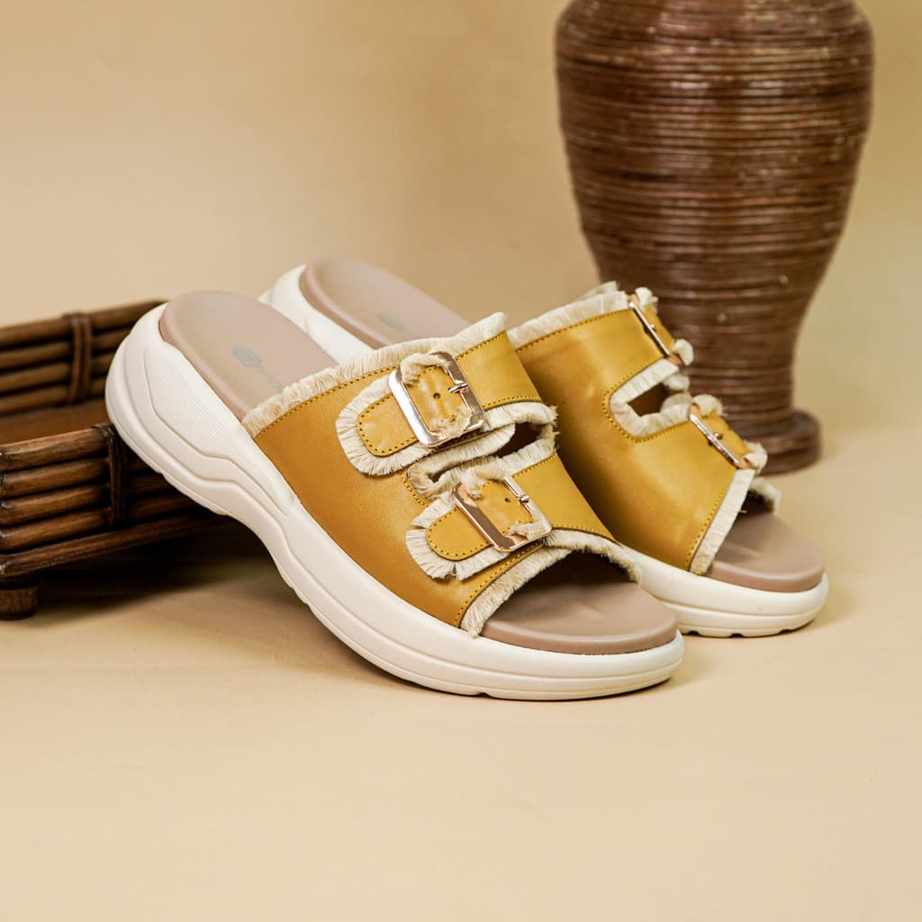 Thumbnail gambar ke-5 produk Pollux Daily WPOLP 05 Sandal Wanita Kekinian Terbuat Dari Kulit Asli Empuk Dan Nyaman Di Pakai