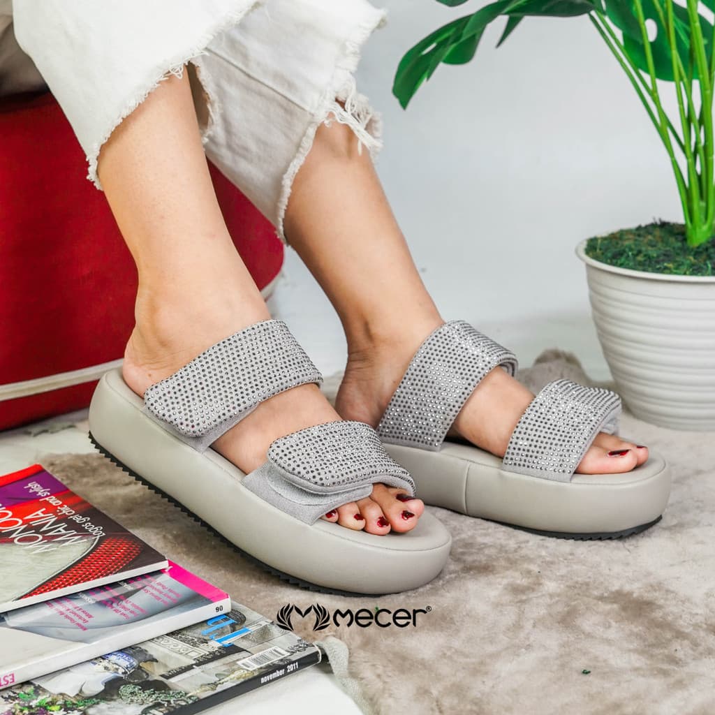 Gambar ke-7 produk Mecer Daily WTX 0613  - Sandal Platform Velcro Berhiaskan Kristal