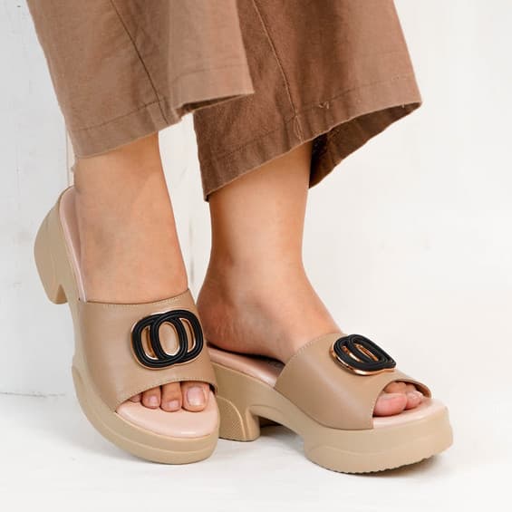 Gambar ke-9 produk Pollux Bold Wpocs 06 - Sandal Wedges Wanita Bahan Kulit Asli Tinggi hak 5cm