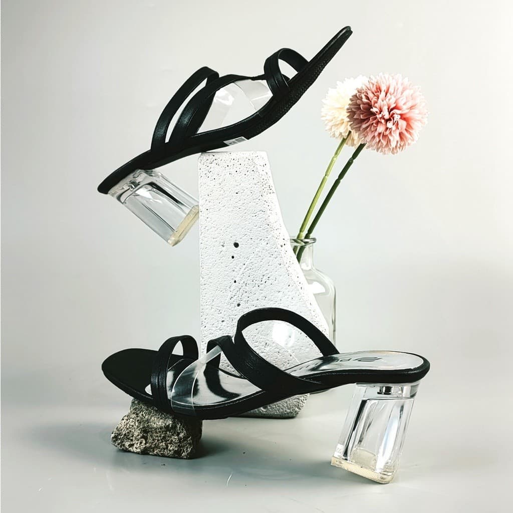 Gambar ke-9 produk Pollux Simplicity Wpoeo 10 - Sandal Heels Transparan