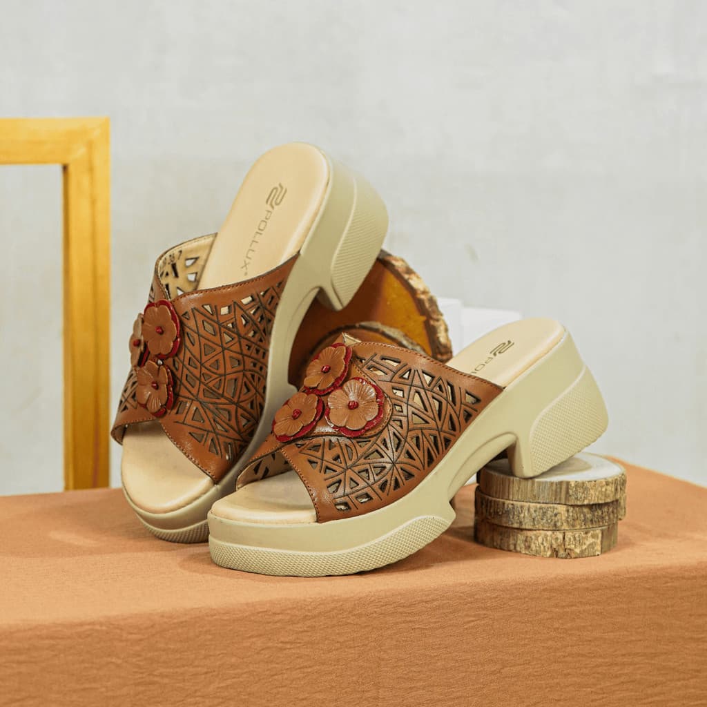 Gambar ke-1 produk Pollux Bold WPOCS 36 - Sandal Wedges Wanita Bahan Kulit Asli