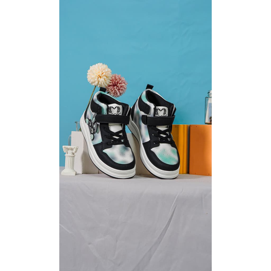 Thumbnail gambar ke-2 produk Mecer Kids ADD 0947 Sneakers Anak Kekinian | Kid Shoes | Sepatu Pesta Anak | Sepatu Fashion