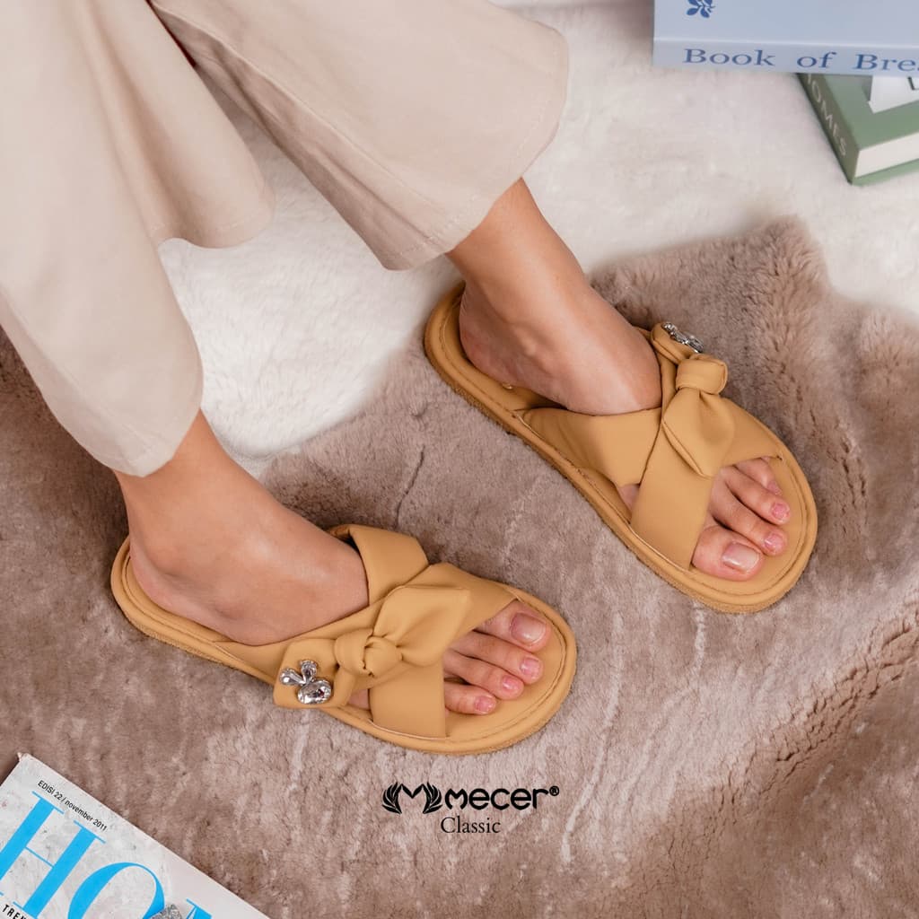 Gambar produk Mecer Daily WLY 396 - Sandal Slide Wanita Slip On anti Slip