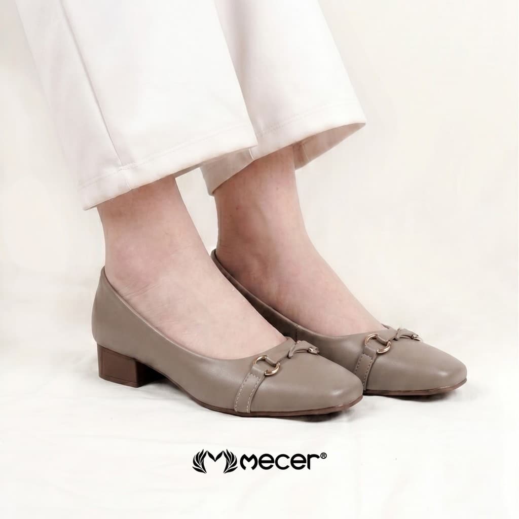 Gambar ke-1 produk Mecer Monday WYH 629510 Khaki dan Hitam Size 36-40, Sepatu Wedges Wanita Kekinian Untuk Formal, Sida