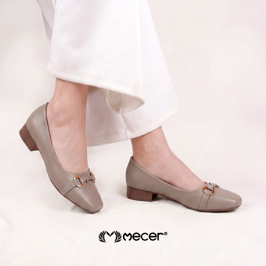 Gambar ke-1 produk Mecer Monday WYH 629510 Khaki dan Hitam Size 36-40, Sepatu Wedges Wanita Kekinian Untuk Formal, Sida