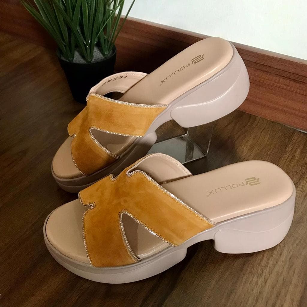 Gambar ke-5 produk Pollux Bold WPOCU 38 - sandal Wedges Wanita Bahan Kulit Tinggi Hak 5cm
