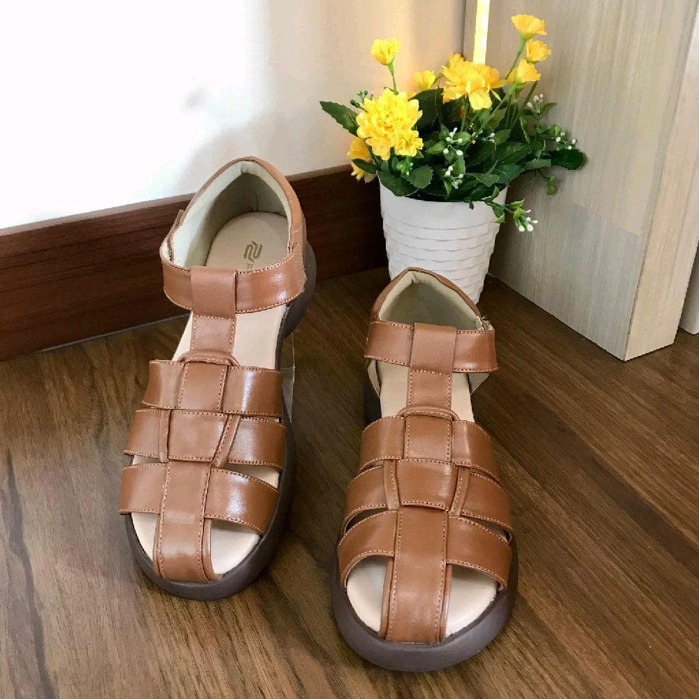 Thumbnail gambar ke-4 produk Pollux E-Wear WPOMO 28 - Sandal Flat Wanita Kekinian Bahan Kulit Asli Ringan Anti Slip Cocok untuk Ak