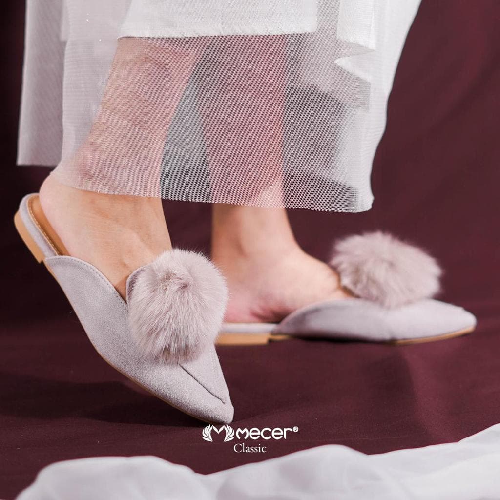 Thumbnail gambar ke-11 produk Mecer Core 24021 36-40 Flat Mules Slip On Bulu-Bulu