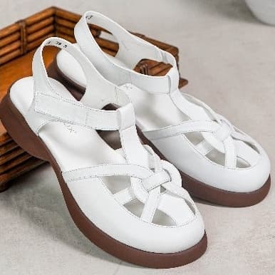 Gambar ke-8 produk Pollux E-Wear WPOMW 07 - Sandal Wanita Casual Stylish Bahan Kulit Asli