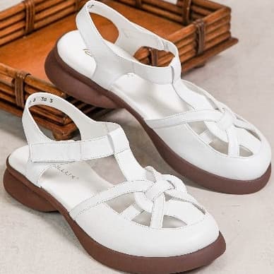 Gambar ke-8 produk Pollux E-Wear WPOMW 07 - Sandal Wanita Casual Stylish Bahan Kulit Asli