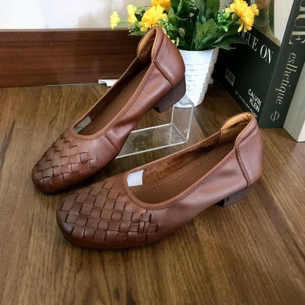 Gambar ke-1 produk Pollux Monday WDQ A991 - Sepatu Kerja Wanita Bahan Kulit Asli Tinggi 2cm