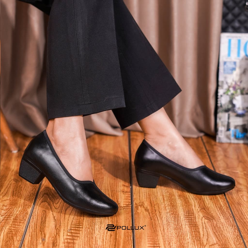 Gambar ke-1 produk Pollux Monday WPOMN 44  - Sepatu Pantofel Hitam Kerja Wanita Bahan Kulit Asli